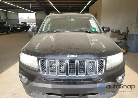 2016 Jeep Compass Sport z USA, uszkodzony, nr VIN 1C4NJCBA6GD568976